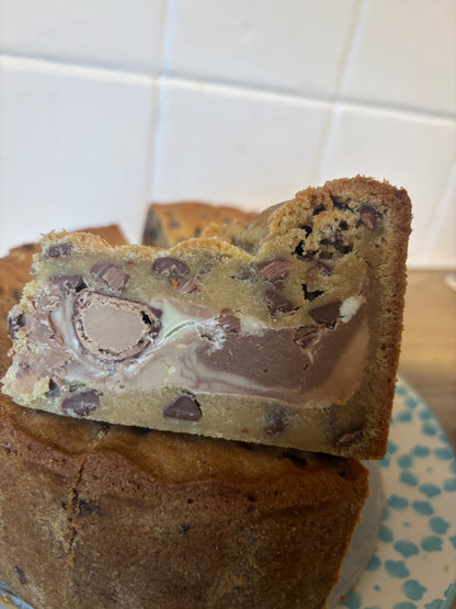 Kinder Bueno Cookie Pie